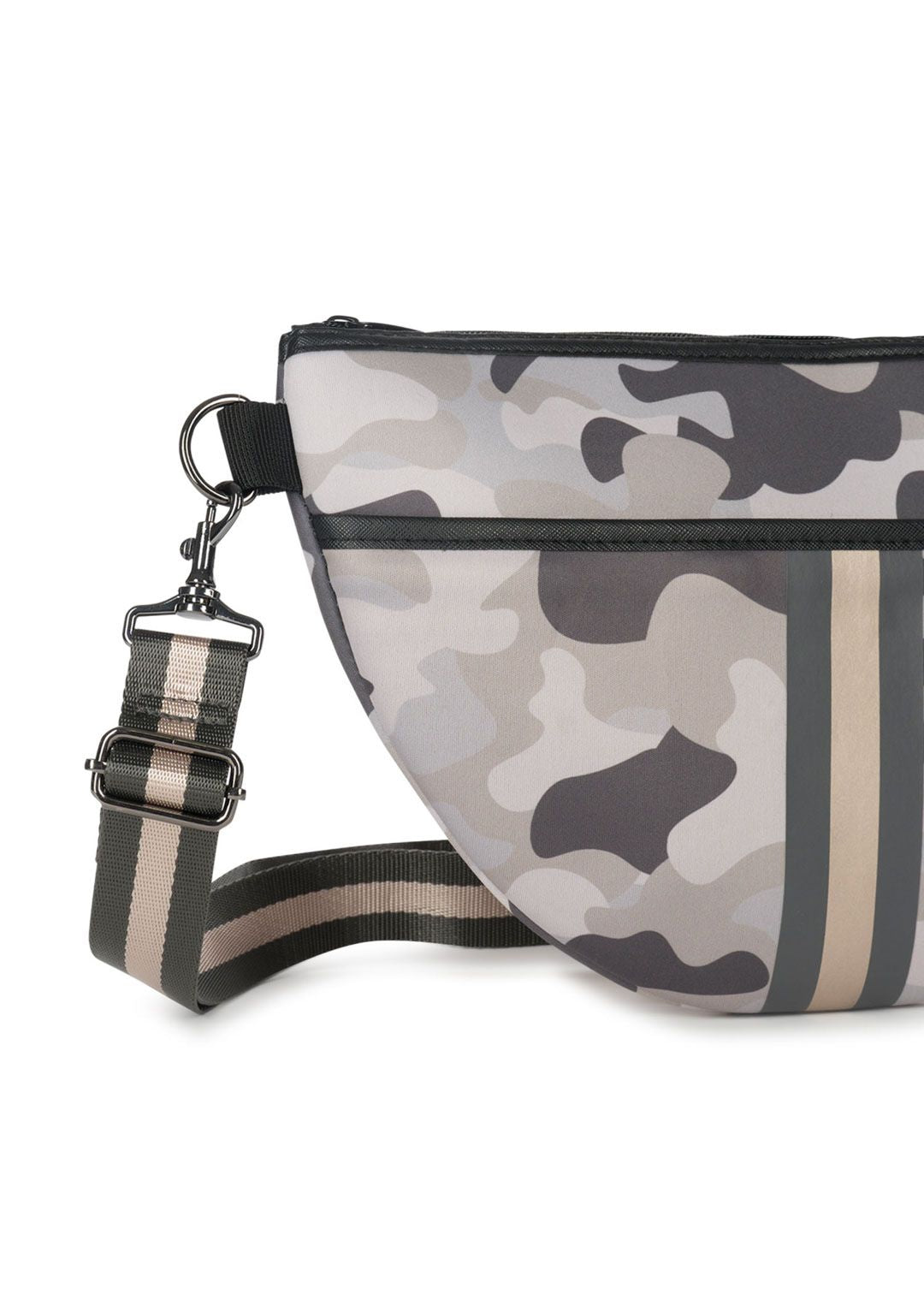 brett safari belt bag