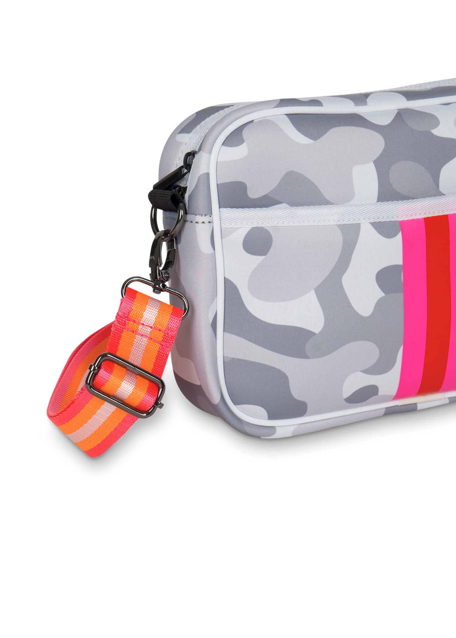 drew rise neoprene crossbody ©