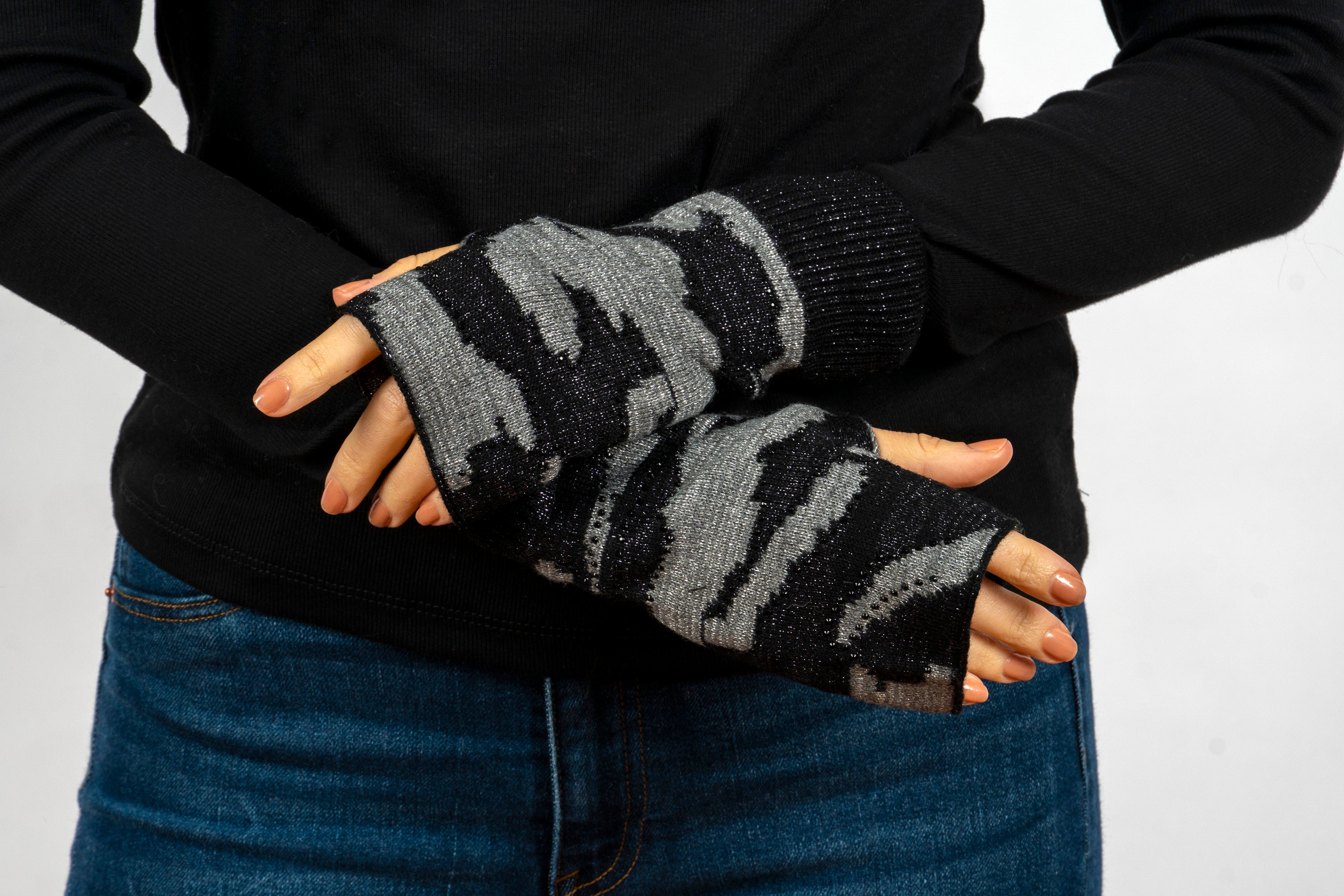 colorado black/gray camo fingerless gloves