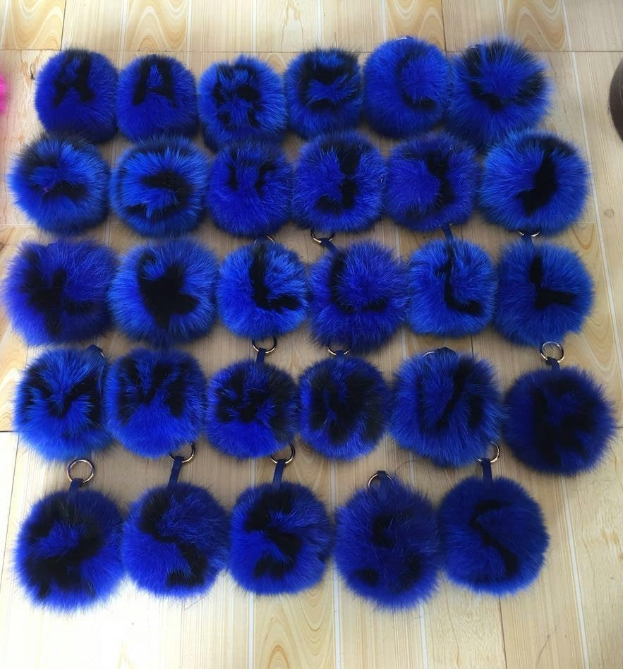 wholesale initial pom pom